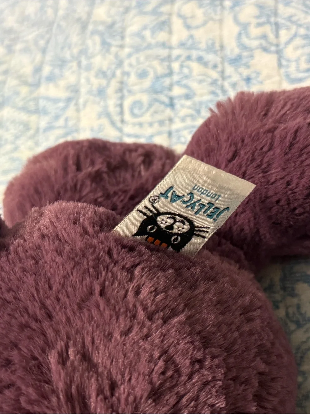 Jellycat BASHFUL PLUM BUNNY - Medium 12